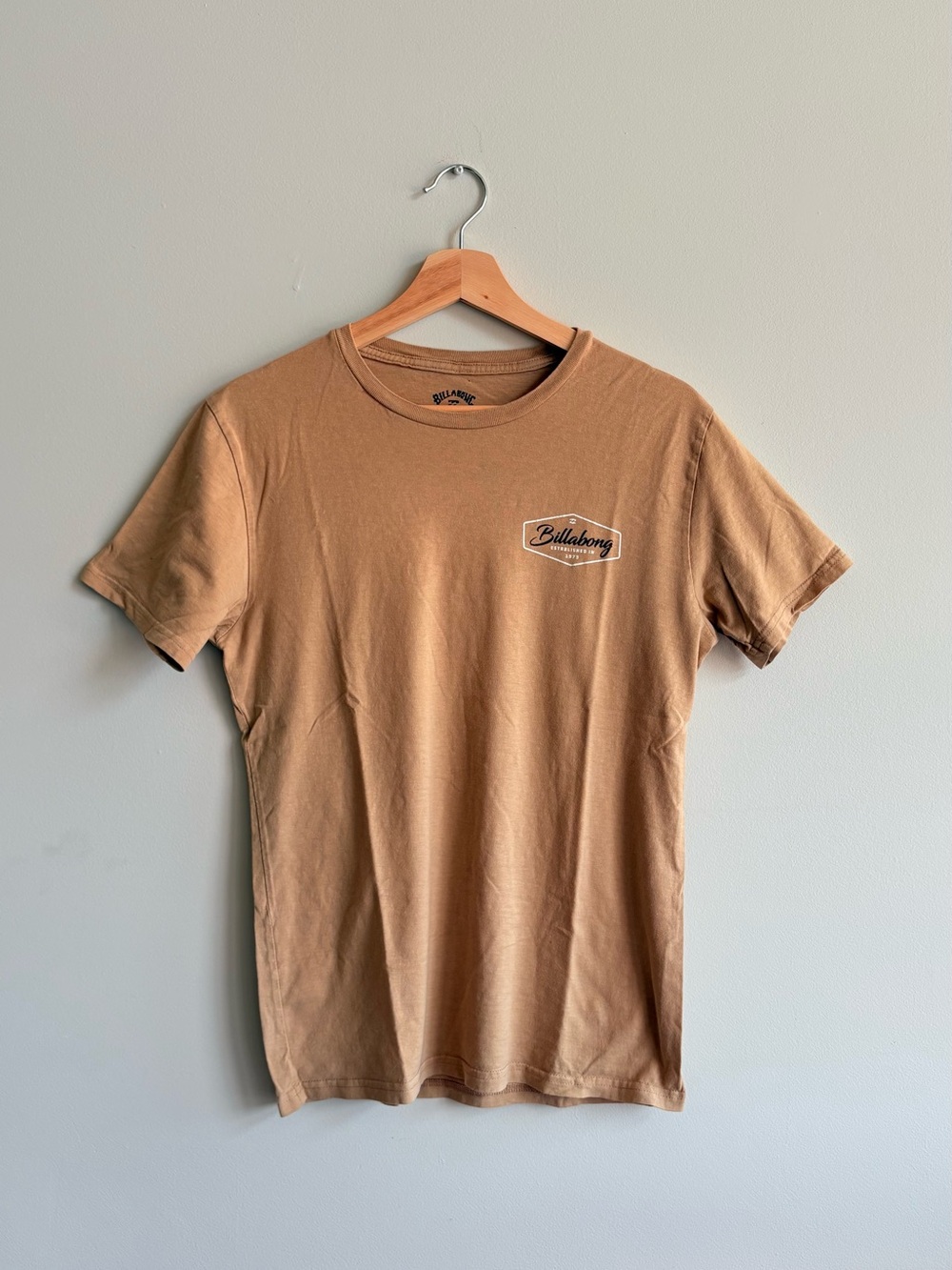 Billabong Men's Light Brown Short Sleeve Logo Tee